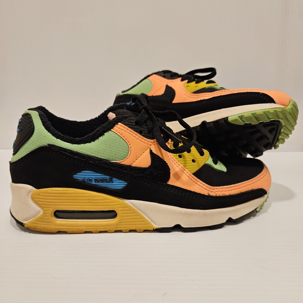 Nike Air Max 90 PRM Multi-Color Fur Women’s Size 7.5 US CT1891-600 Pink Green